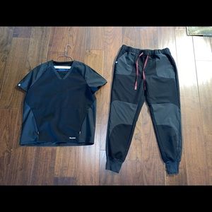 BLACK DISNEY FIGS SET Size medium top and joggers